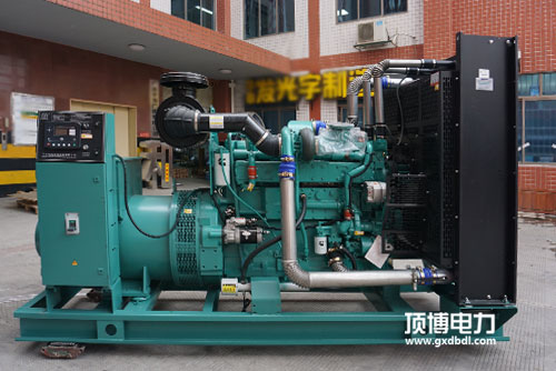 采購柴油發(fā)電機(jī)組選哪個(gè)品牌好？玉柴or濰柴，康明斯or上柴？