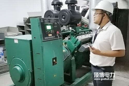 你不知的柴油發(fā)電機(jī)組使用油門誤區(qū)，大還是??？
