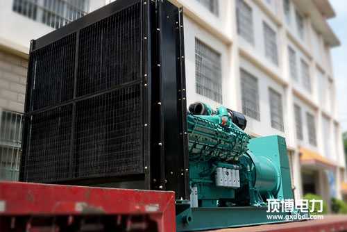 康明斯500千瓦柴油發(fā)電機(jī)多少錢？