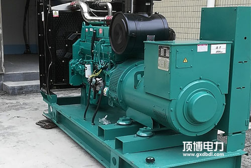 潤(rùn)滑油可以混淆使用嗎，柴油機(jī)用的與汽油機(jī)有什么不同？