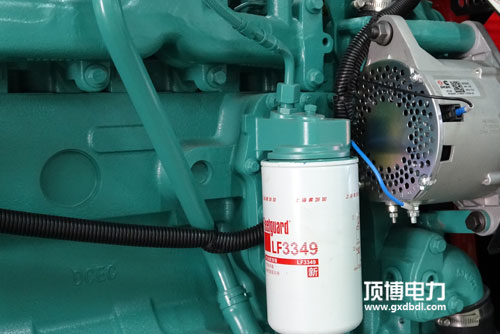 怎么回事，500kW柴油發(fā)電機(jī)組油底殼內(nèi)部機(jī)油油面上升？